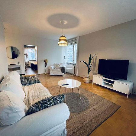 Apartamento Keskusta Kaksio Tuomiokirkon Ja Yliopiston Laehellae Turku Exterior foto