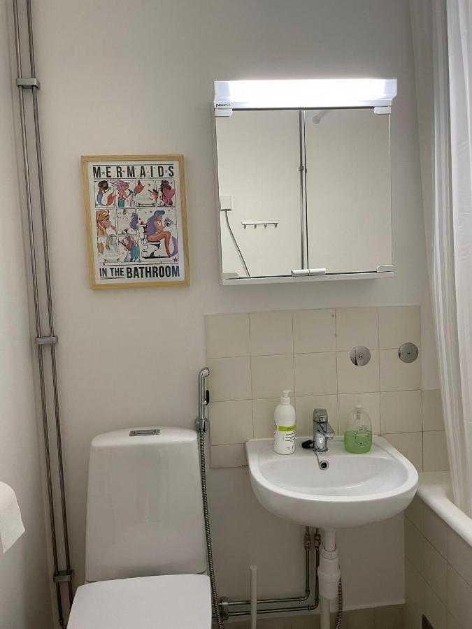 Apartamento Keskusta Kaksio Tuomiokirkon Ja Yliopiston Laehellae Turku Exterior foto