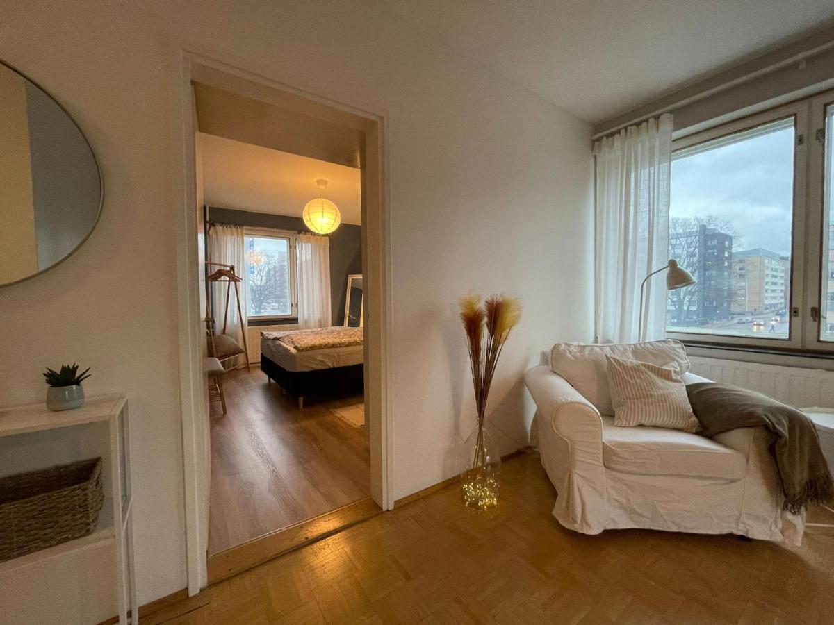 Apartamento Keskusta Kaksio Tuomiokirkon Ja Yliopiston Laehellae Turku Exterior foto